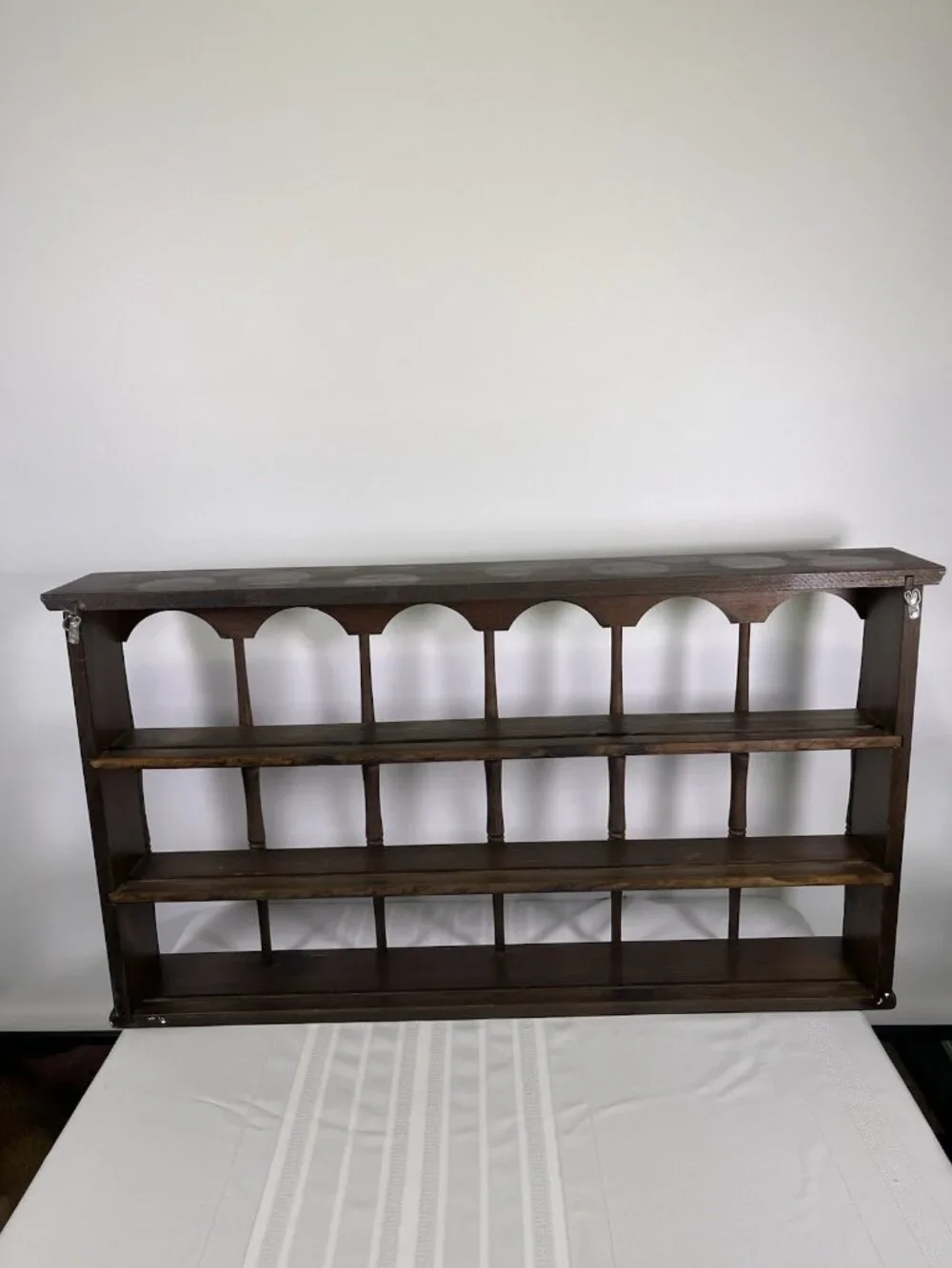 Vintage Colonial Revival Wooden Wall Shelf Spindle Knick Knack Rack Cottagecore